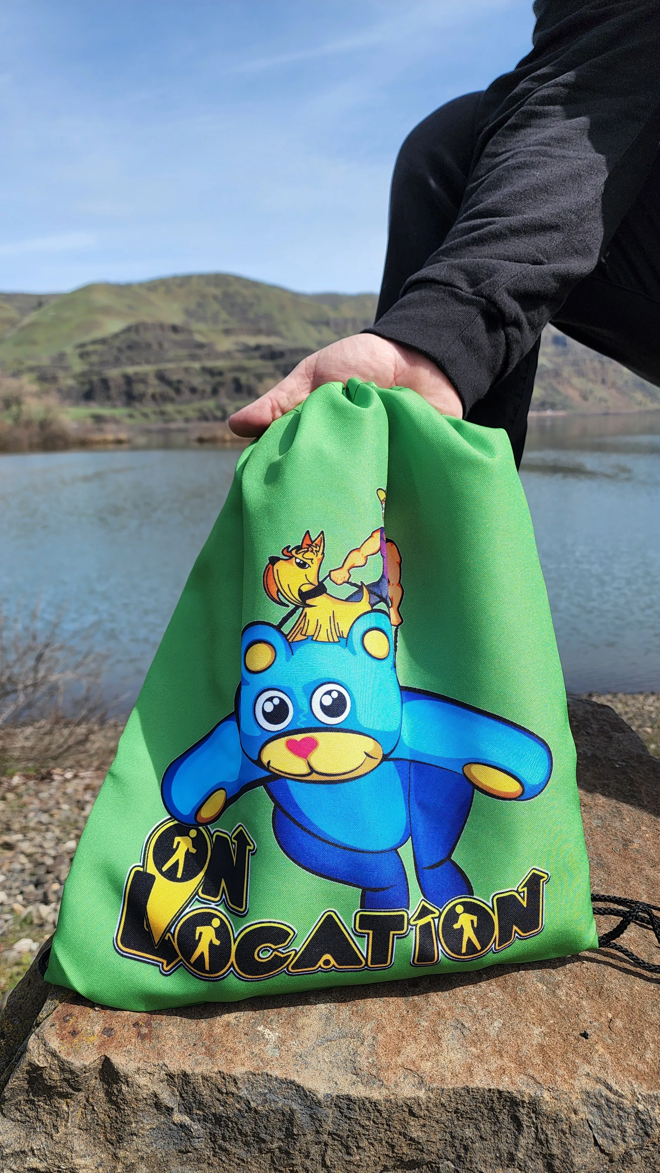 Giant Kite Flying Drawstring Bag (light green)