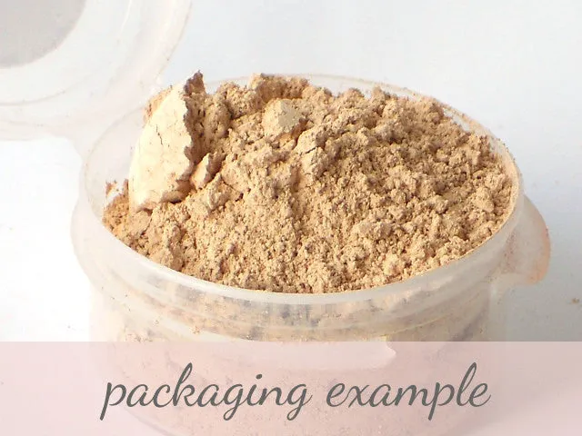 "Almond" - Mineral Wonder Powder Foundation